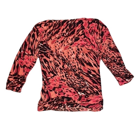 Jennifer Lopez Pink and Black Leopard Print V Neck Top - Picture 6 of 8